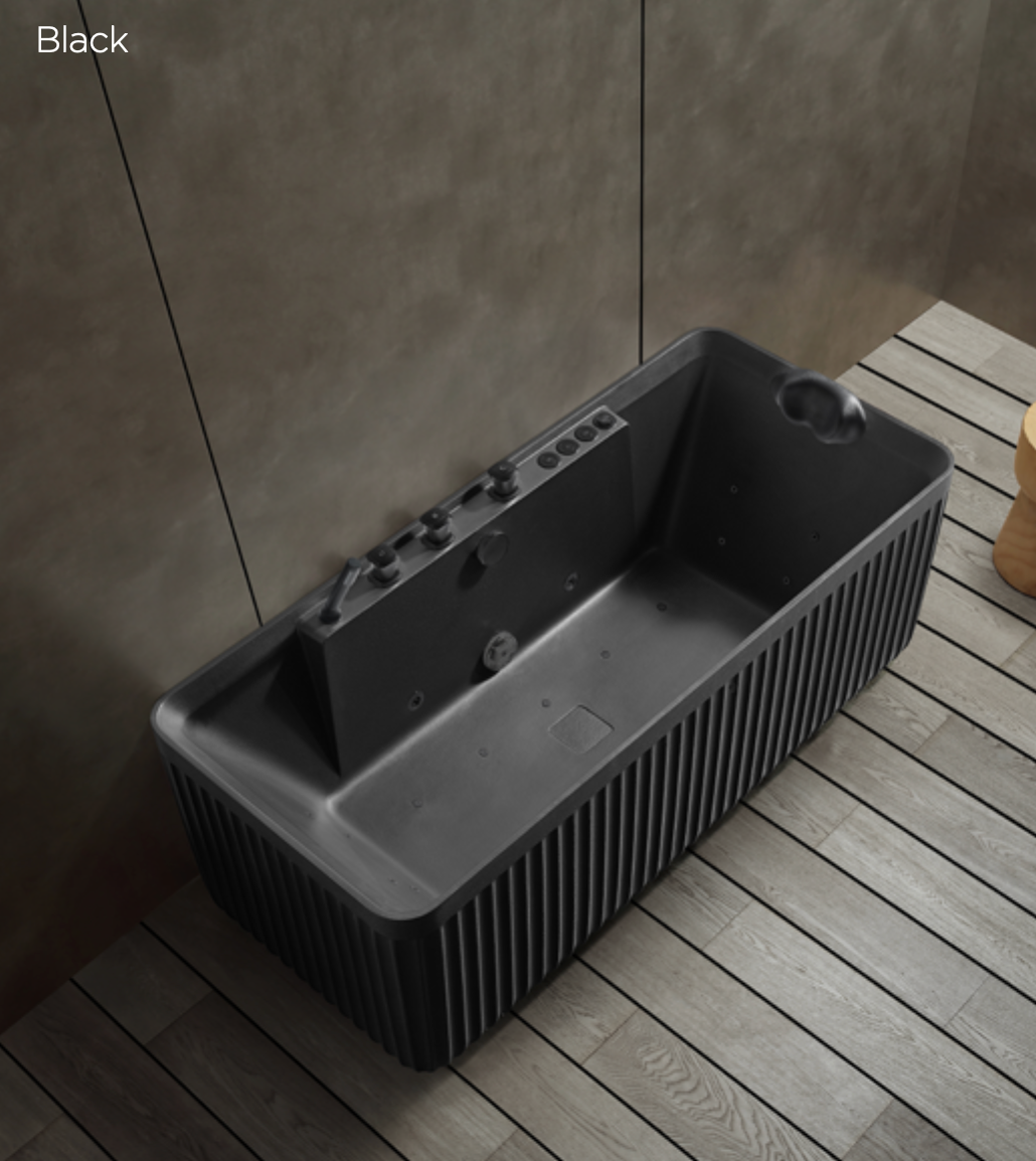 Luxury Whirlpool Massage Bathtub – Freestanding Spa Experience